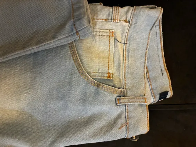 Calça jeans tamanho 40