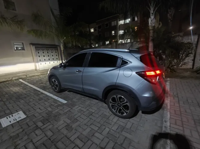 Honda HR-V Touring 1.8 Flexone 16V 5P Aut. 2018