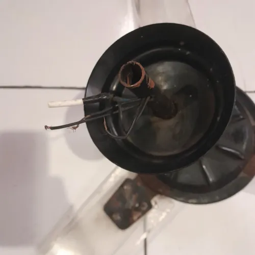 Ventilador de teto com detalhe