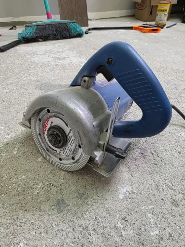 Makita - Serra marmore 127v - usada 2 vezes