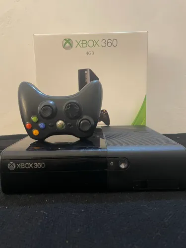 Xbox 360 na caixa 
