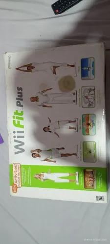 Nintendo Wii fit plus