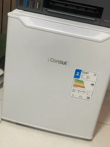 Frigobar cônsul semi novo 