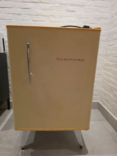 Frigobar Brastemp Retrô 76l Usado