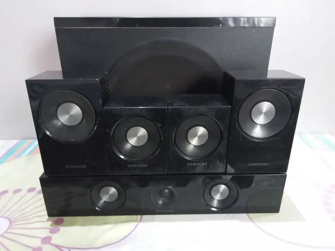 Caixas de Som Home Theater SAMSUNG HT-D450K/ZD