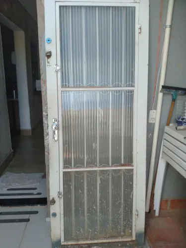 Portas de ferro 
