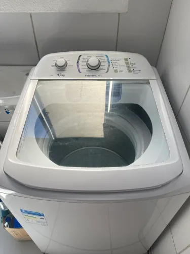 Máquina de Lavar Electrolux 14kg