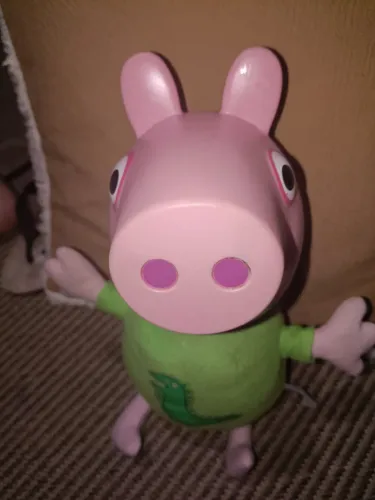 Boneca Pepa Pig da estrela . Em tecido e vinil