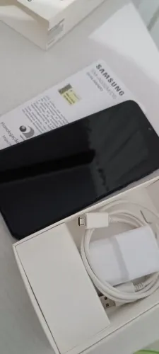 Smartphone em excelente estado