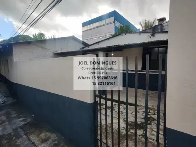 Casa 2 cômodos garagem moto Jd. Europa