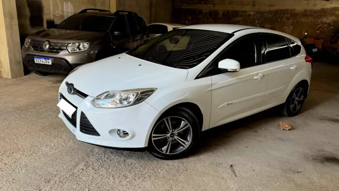 Ford Focus 1.6 S/se/se Plus Flex 8v/16v 5P 2014