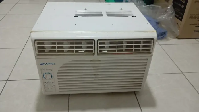 Vendo ar condicionado 7.500 btu