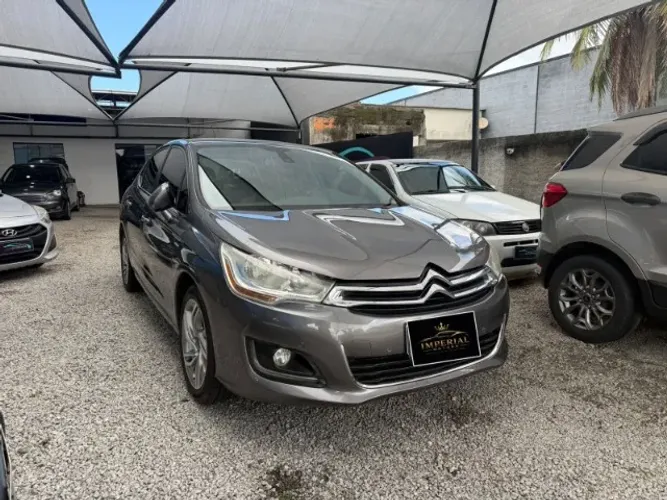 Citroen C4 Lounge Exclusive 1.6 Turbo 4P Aut. 2014