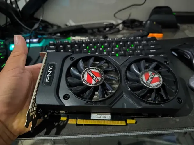 PNY GeForce GTX 1050 Ti 4GB OC XLR8 - Troca em AMD