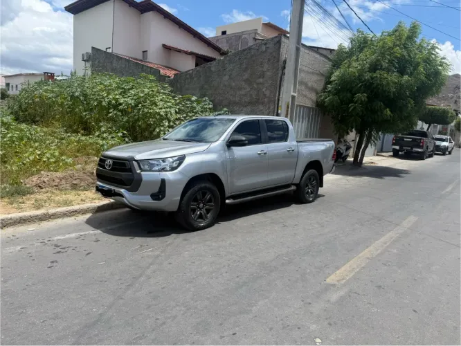 Toyota Hilux CD SR 4X4 2.8 TDI Diesel Aut. 2024