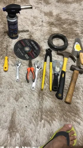 Ferramentas seminova 70 reais DISPENSO CURIOSO CHANA QUEM FOR COMPRAR
