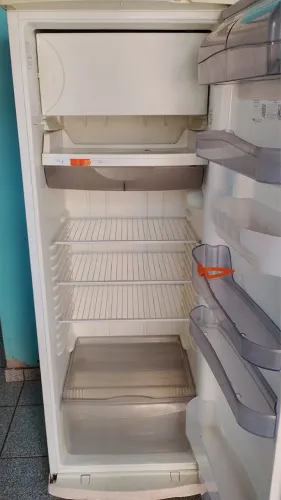 Geladeira / Refrigerador Consul Degelo Seco Usada - 220V