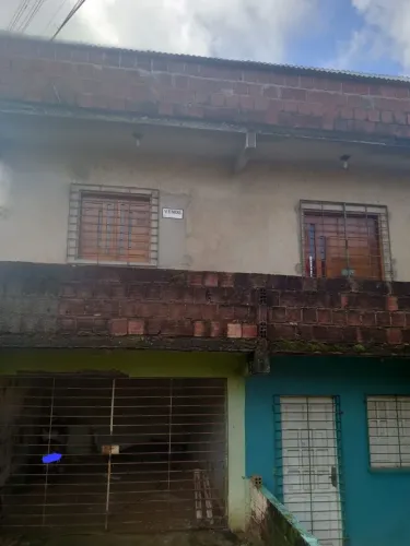 Vendo duas casas e um terreno