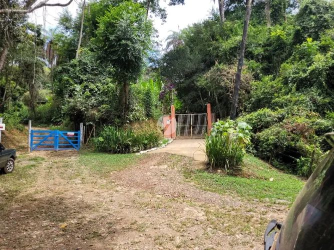 Terreno à Venda em Honório Bicalho