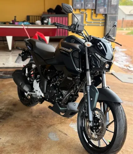 FZ15 2025