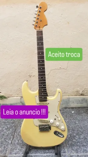 Guitarra strato montada (venda/troca) LEIA !!!!!!!
