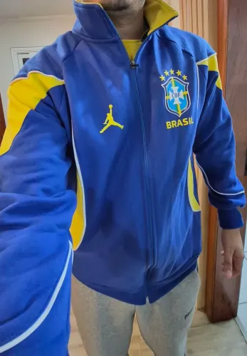 Jaqueta Brasil Jordan