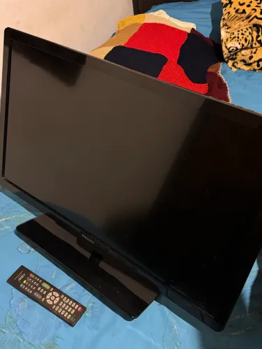 Tv 32 polegadas nova nunca trocou nada nunca estragou nada