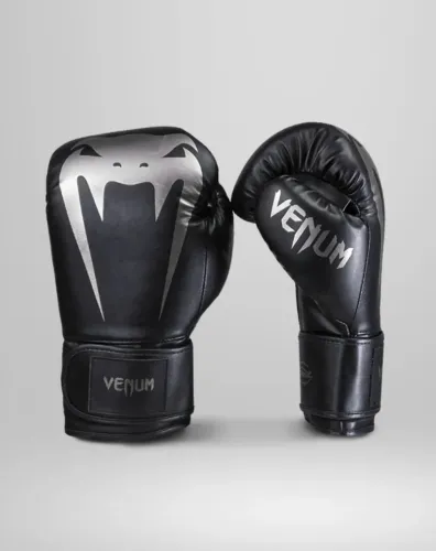 Luva de boxe e caneleira 