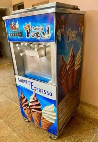 MÁQUINA DE SORVETE ITALIANINHA