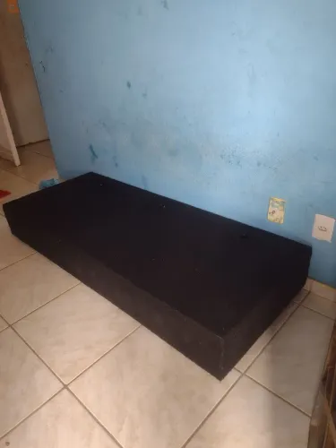 Vendo Base Com Rodinhas 