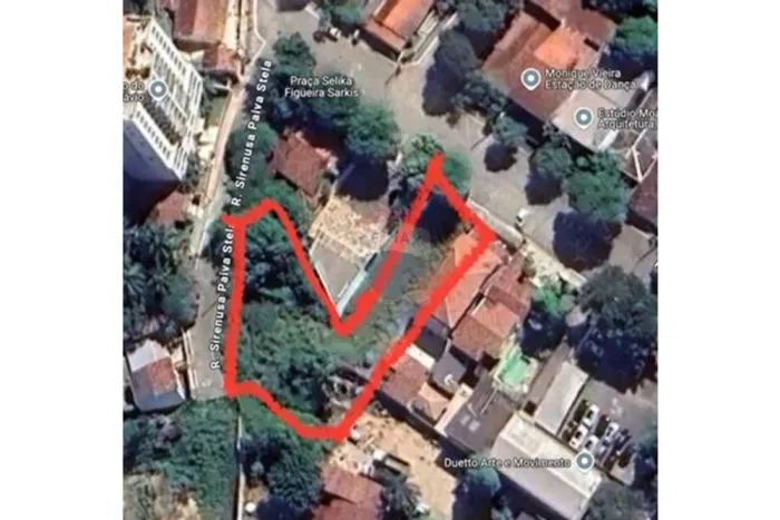 Terreno Comercial: Oportunidade em Santa Lucia!
