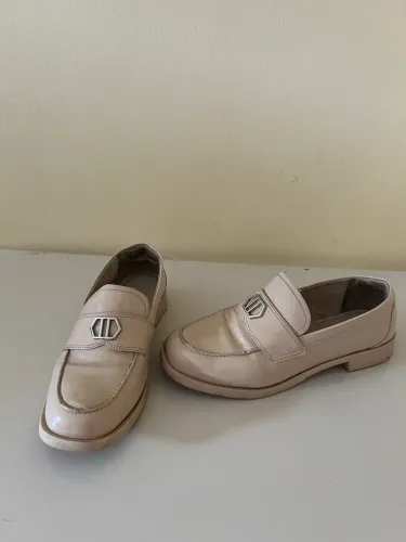 Sapato Arezzo tam 37