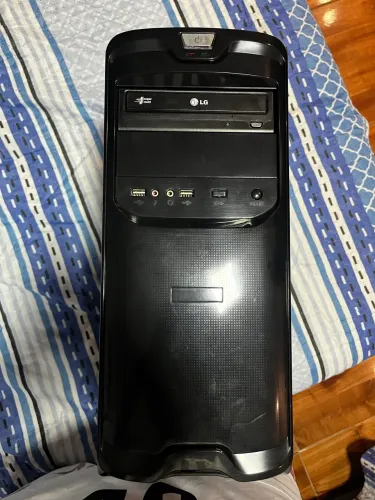 Gabinete ATX Antigo Para Retirar Peças