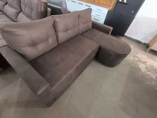 Sofá cheise novo na promoção