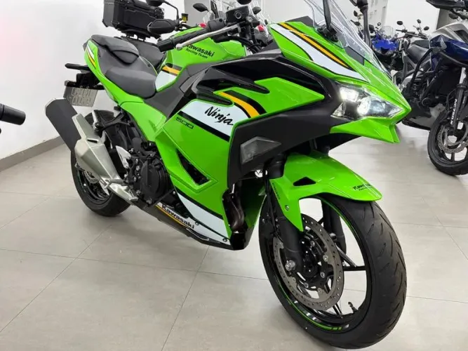 KAWASAKI NINJA 500 SE 2025