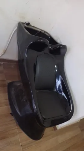 VENDO URGENTE - Cadeira de Salão com Lavatório + Balcão com Espelho