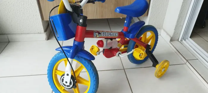 Bicicleta aro 12 nathor vermelha