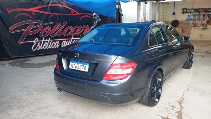 Mercedes-Benz C-180 Kompressor Classic 1.6 16V Aut. 2011