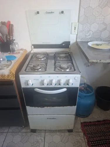 Fogão 4 bocas usado