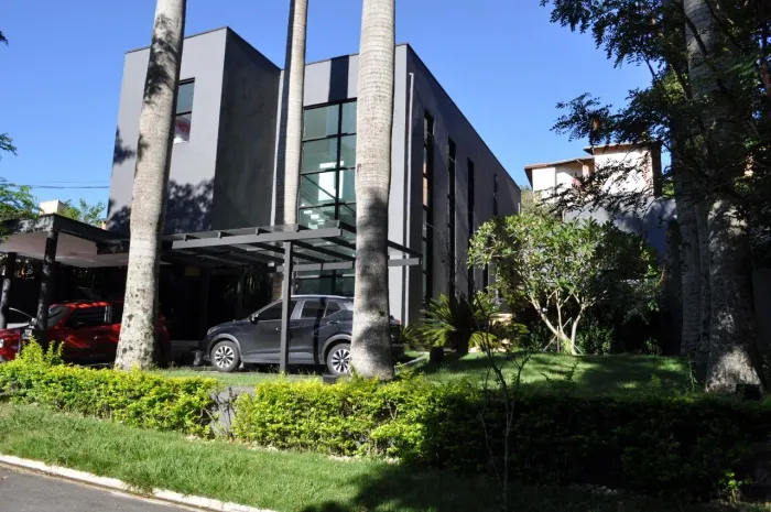 Casa de condomínio em Rua Ônix - Granja Viana - Jandira/SP