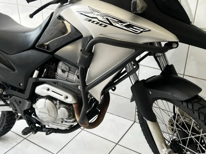Chapam Xre 300