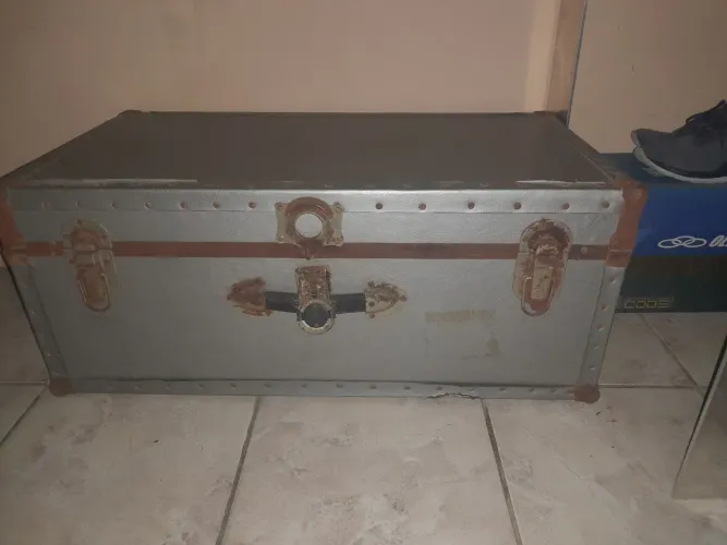 Baú antigo