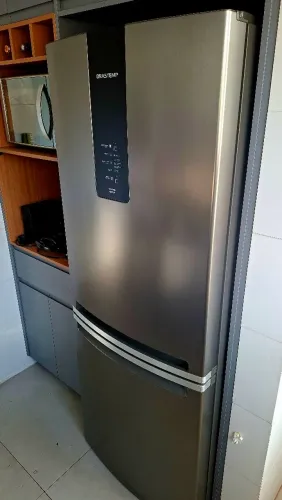 Geladeira Brastemp seminova, inverse e inverter 447L inox. Excelente!