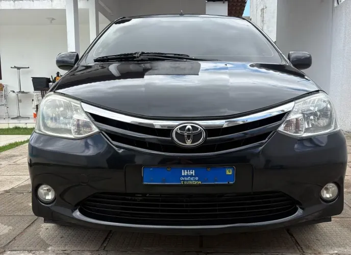 Toyota Etios XLS Sedan 1.5 Flex 16V 4P Mec. 2013