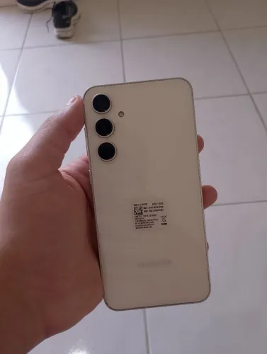 Celular s23fe