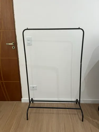 Arara de Roupas