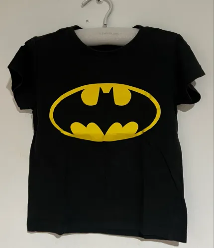 Camiseta infantil Batman DC preta tam 4