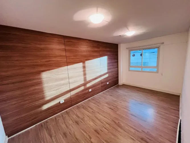 Sala Comercial 36m² no JTR Espanha | Condomínio Incluso | R$ 3.800