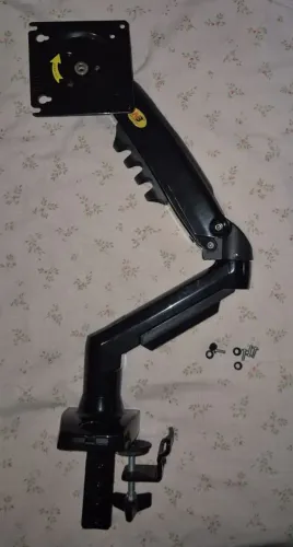 Suporte de mesa articulado para monitor - tipo braço (Semi-novo)