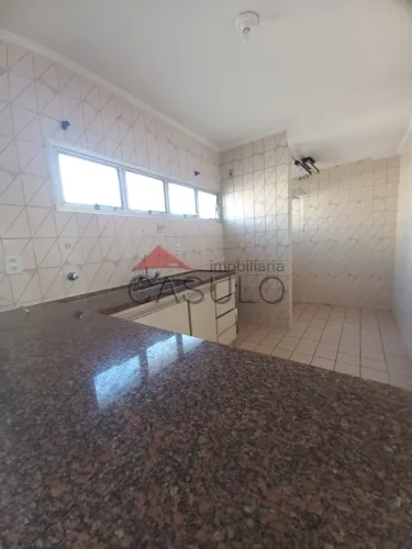 Apartamento para alugar no Centro com 60 m² e 2 dormitórios/quartos disponíveis.